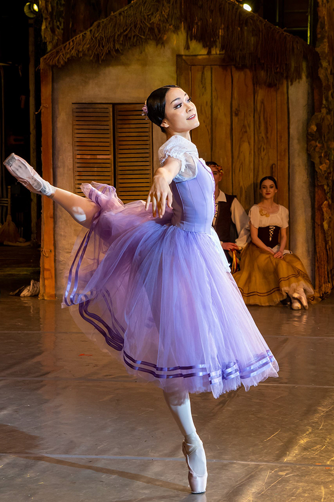 娘のバレエ舞台写真